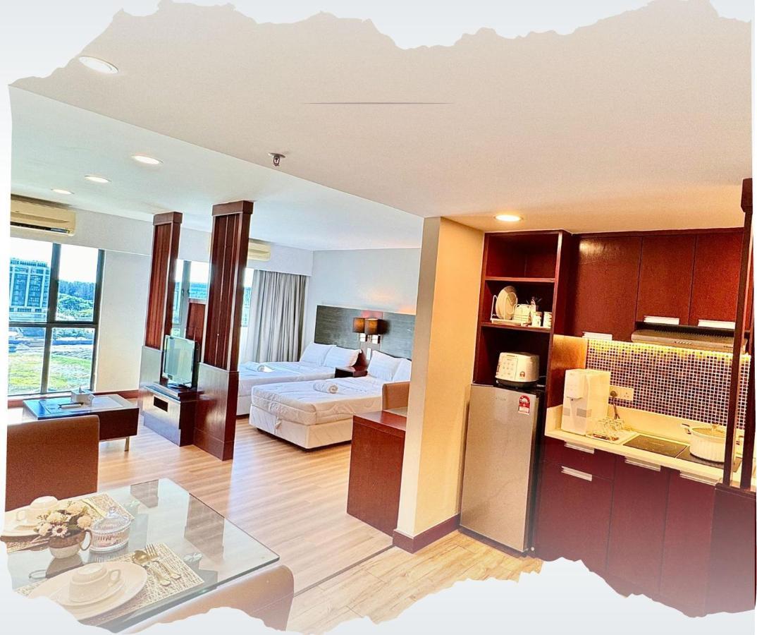 New Homestay !! Heritage Suites Near Imago Mall City Central , Free Highspeed Wifi & Netflix , Кота Кинабалу Екстериор снимка
